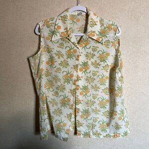 Vintage 70s Floral Sleeveless Button Down Shirt